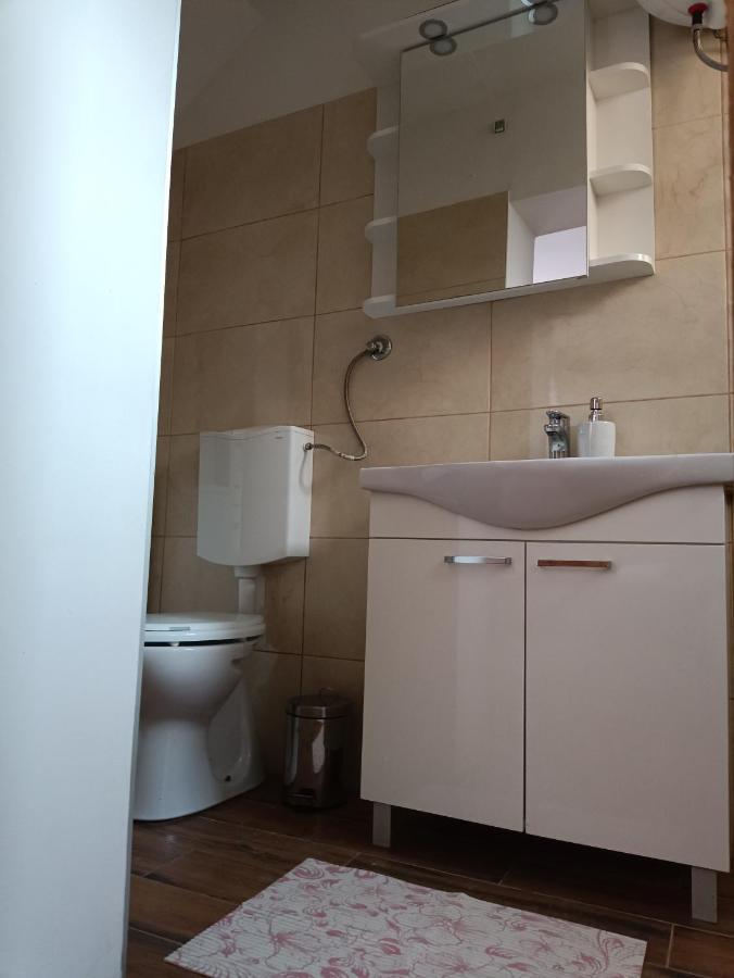 Apartman Mala Cici Lägenhet Zadar Exteriör bild